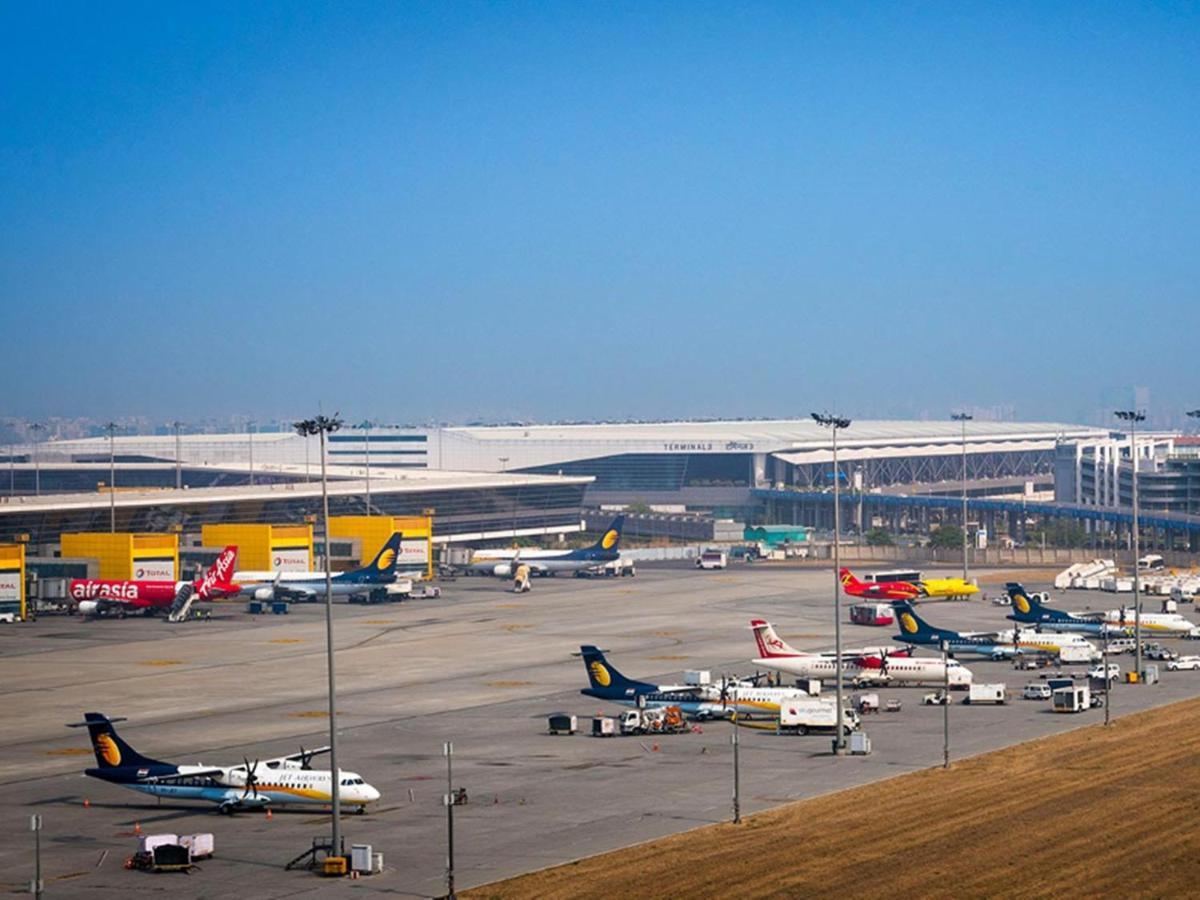 Hotel Golden Bliss At New Delhi Airport Exteriör bild