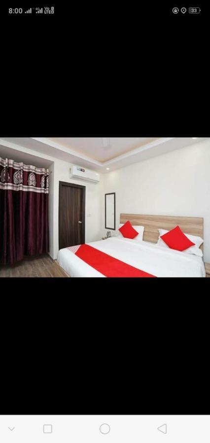 Hotel Golden Bliss At New Delhi Airport Exteriör bild